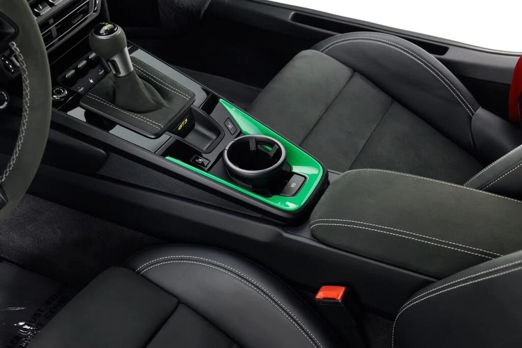 2022 Porsche 992 GT3 - Image 25 of 31