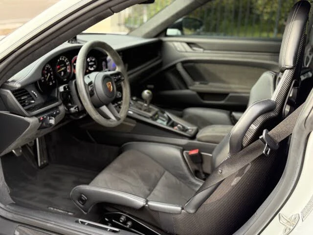 2022 Porsche 992 GT3 - Image 20 of 31