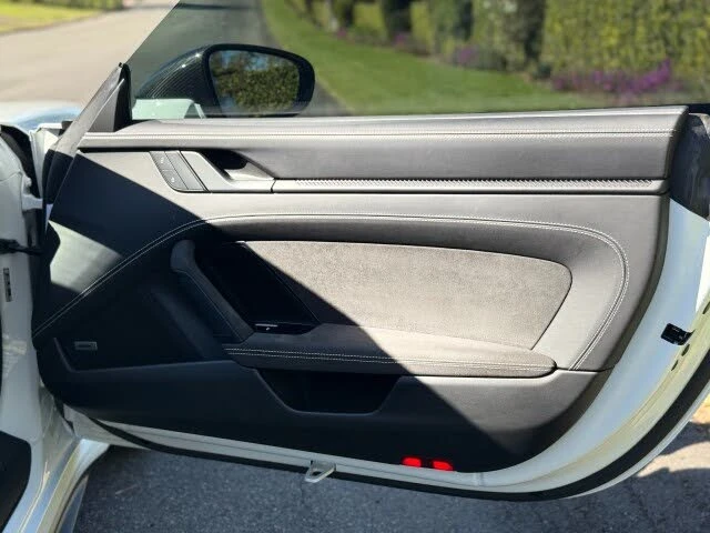 2022 Porsche 992 GT3 - Image 28 of 31