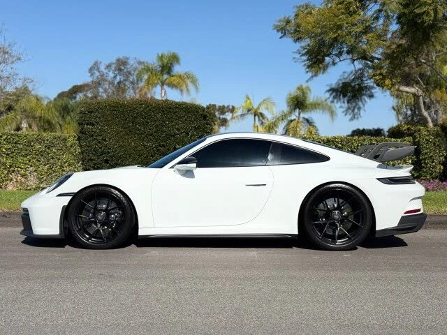 2022 Porsche 992 GT3 - Image 4 of 31