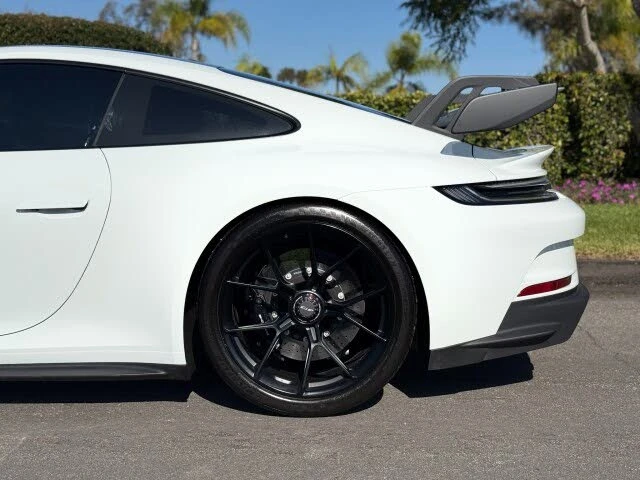 2022 Porsche 992 GT3 - Image 3 of 31