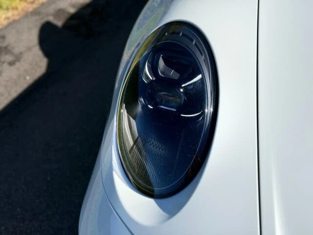 2022 Porsche 992 GT3 - Image 13 of 31