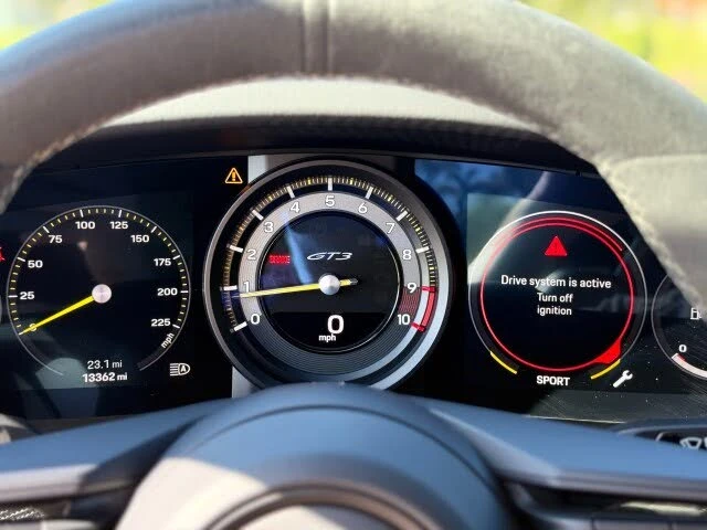 2022 Porsche 992 GT3 - Image 23 of 31