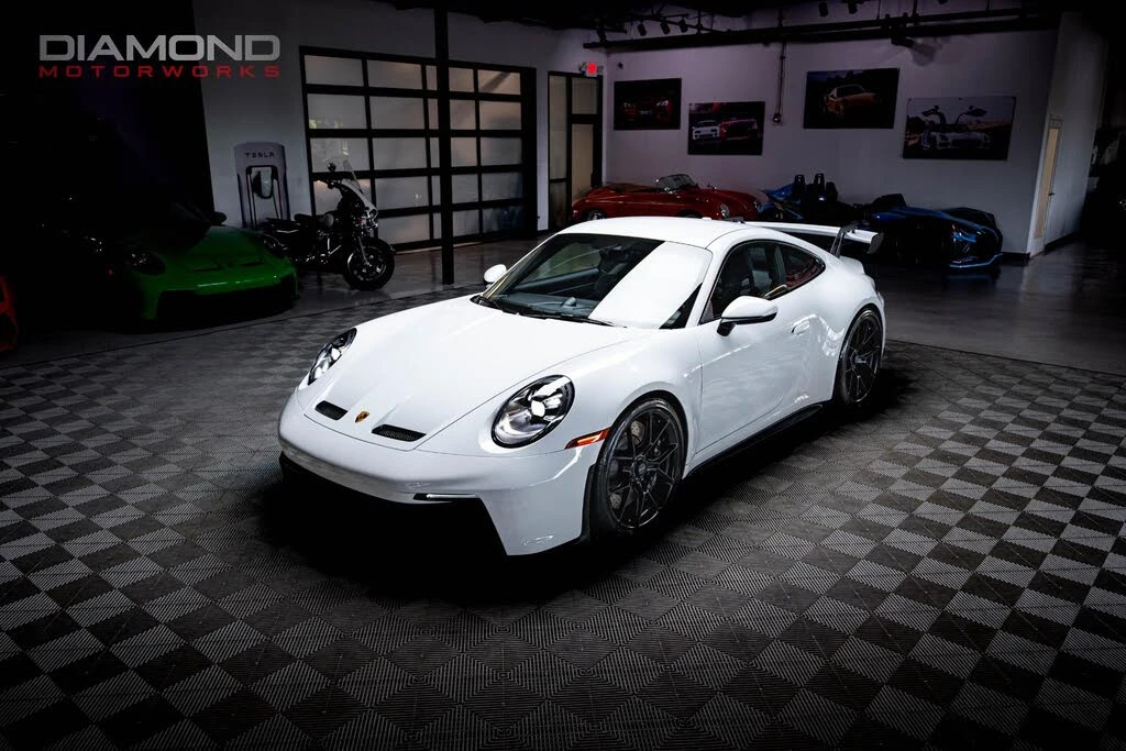 2022 Porsche 992 GT3 - Image 3 of 31
