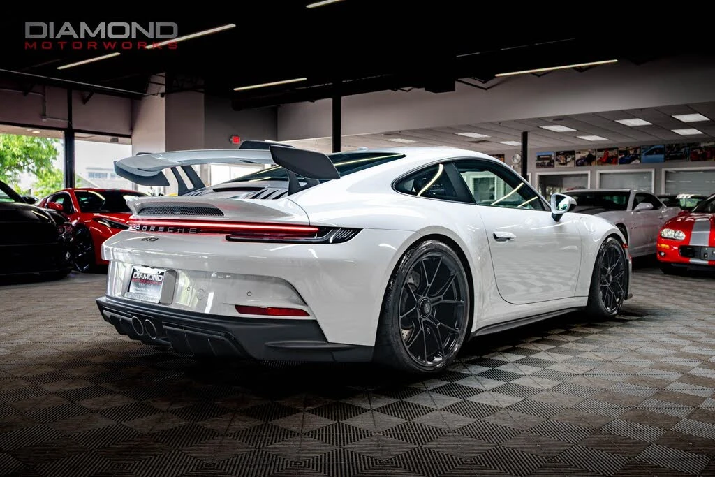2022 Porsche 992 GT3 - Image 22 of 31