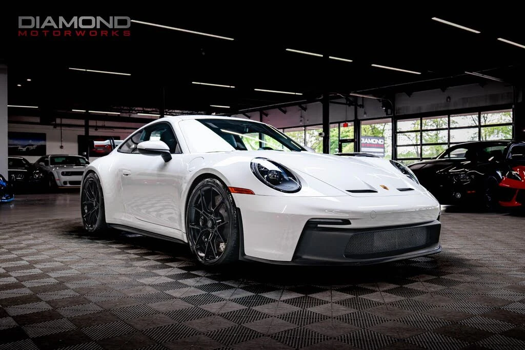 2022 Porsche 992 GT3 - Image 29 of 31