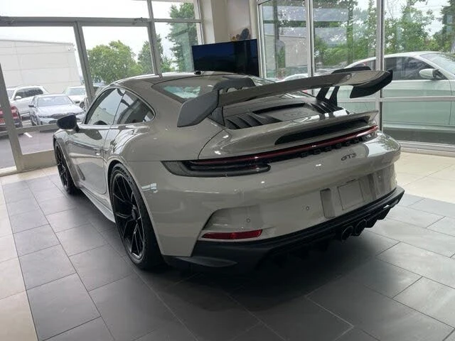 2022 Porsche 992 GT3 - Image 5 of 6