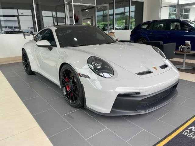 2022 Porsche 992 GT3 - Image 3 of 6