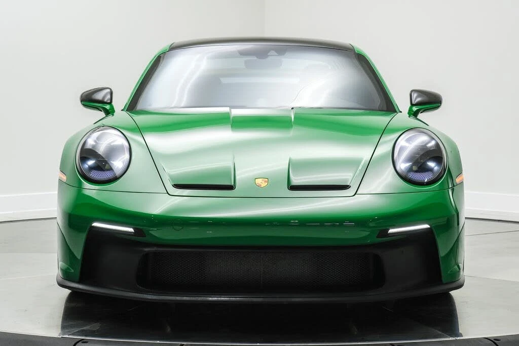 2022 Porsche 992 GT3 - Image 2 of 31