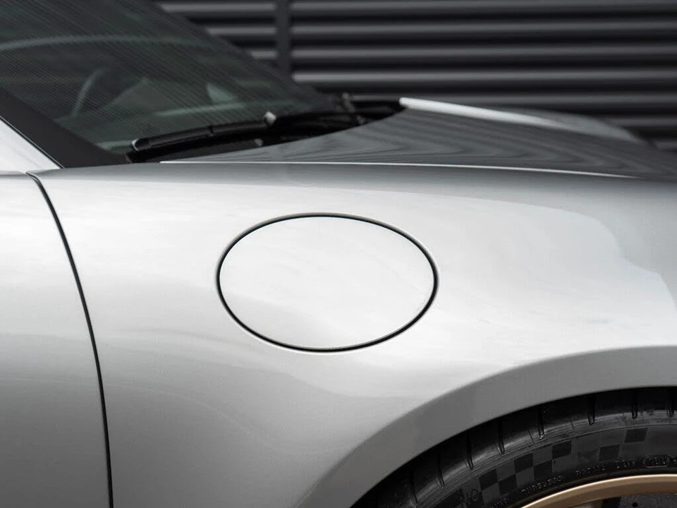 2022 Porsche 992 GT3 - Image 16 of 31