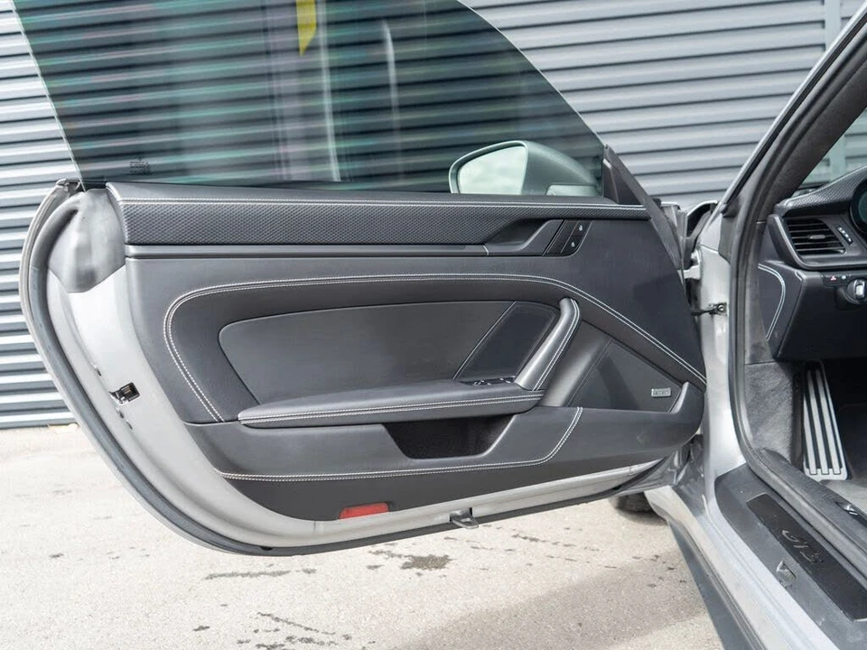 2022 Porsche 992 GT3 - Image 28 of 31