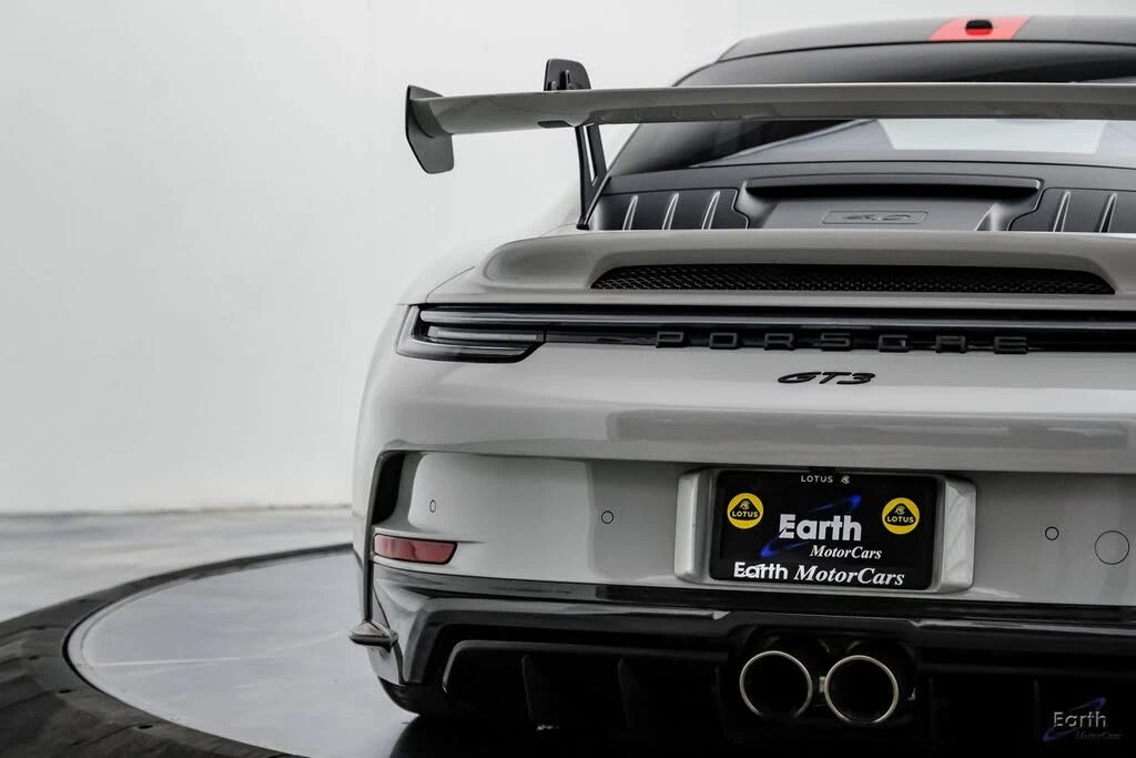 2022 Porsche 992 GT3 - Image 16 of 31