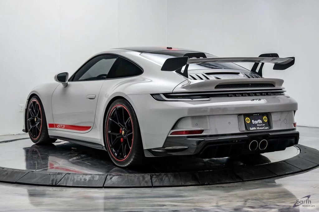 2022 Porsche 992 GT3 - Image 12 of 31