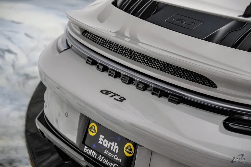 2022 Porsche 992 GT3 - Image 18 of 31