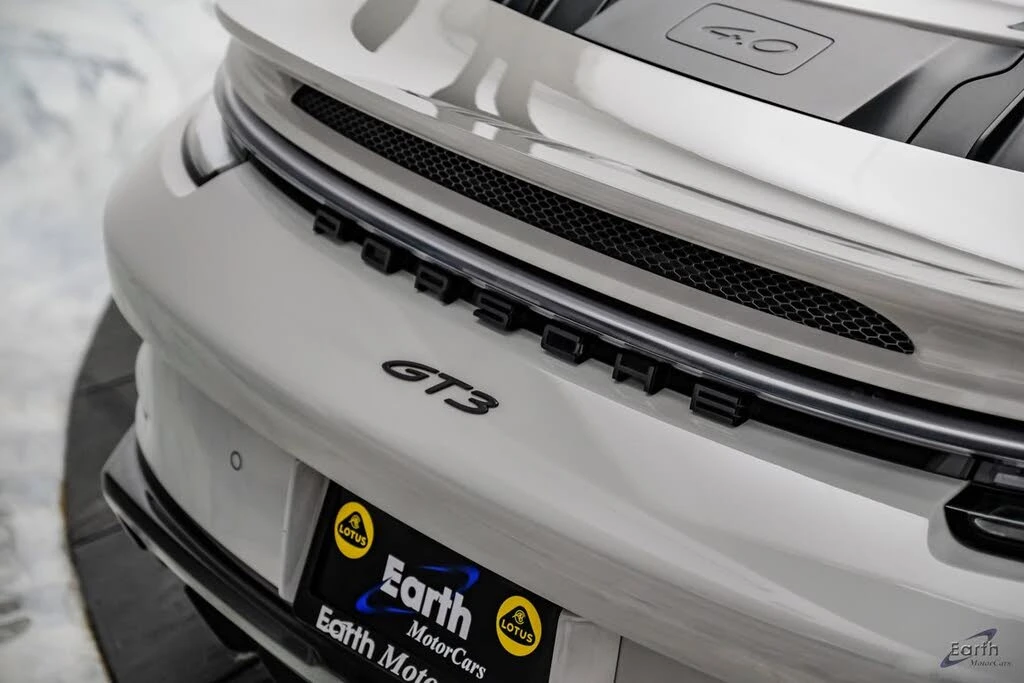 2022 Porsche 992 GT3 - Image 20 of 31