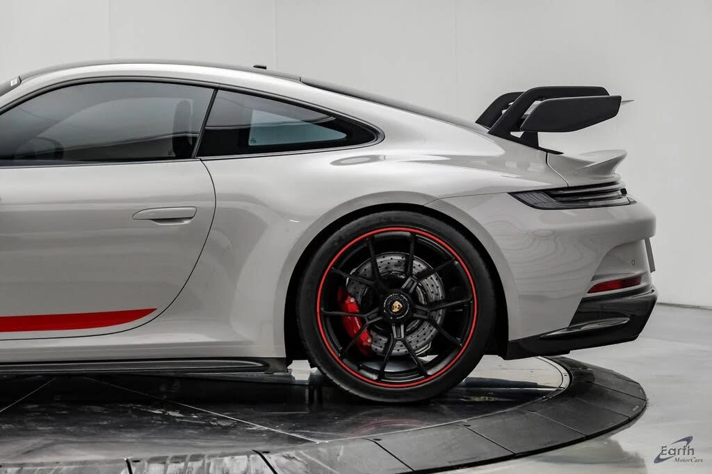 2022 Porsche 992 GT3 - Image 10 of 31