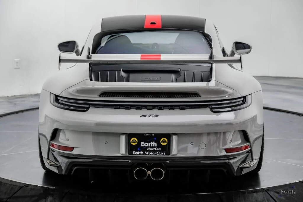 2022 Porsche 992 GT3 - Image 15 of 31