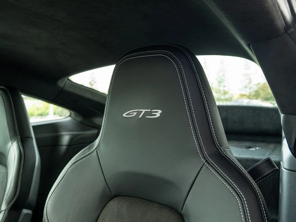 2022 Porsche 992 GT3 - Image 17 of 31
