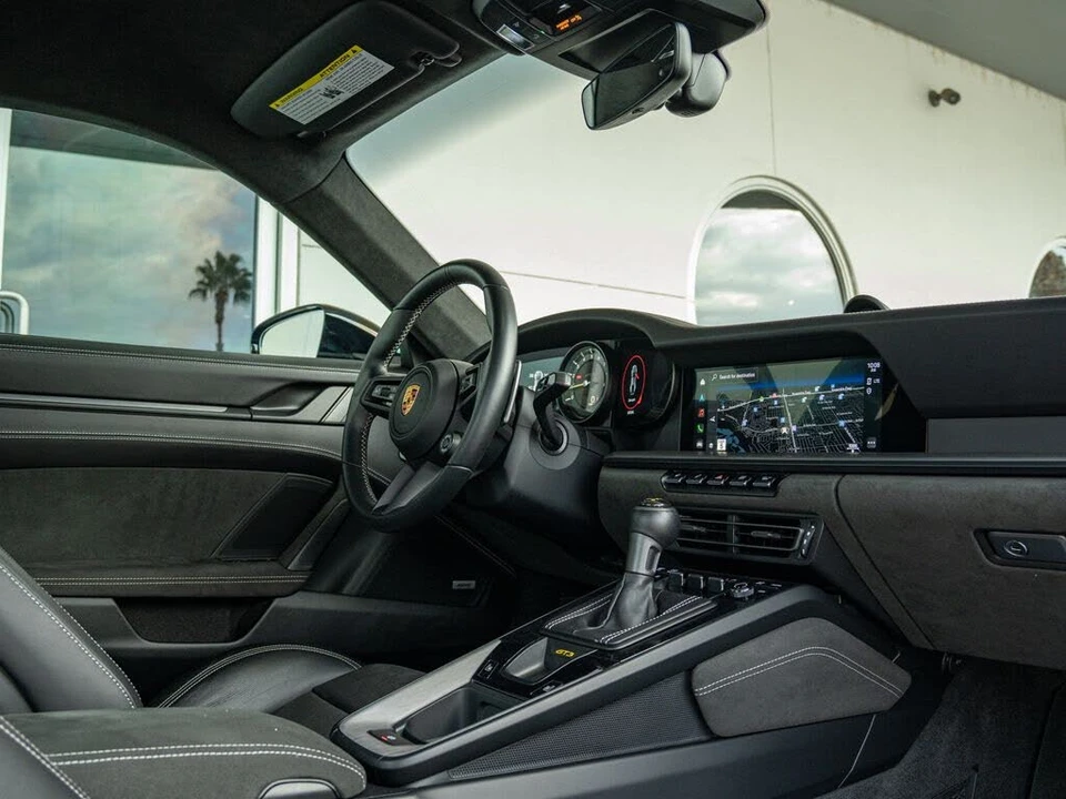 2022 Porsche 992 GT3 - Image 20 of 31