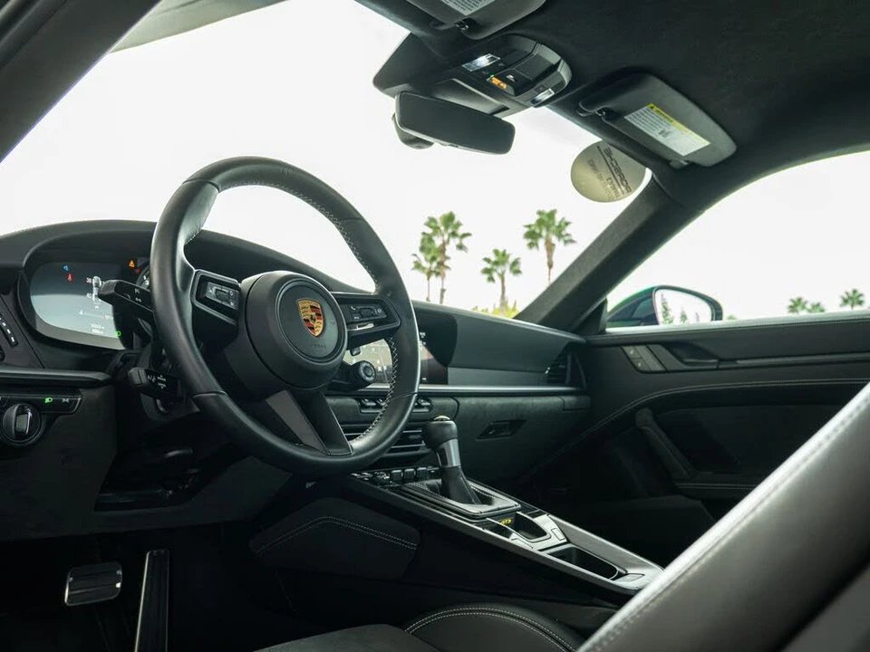 2022 Porsche 992 GT3 - Image 4 of 31