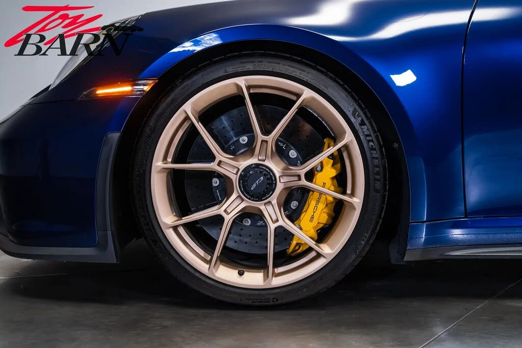 2022 Porsche 992 GT3 - Image 17 of 31
