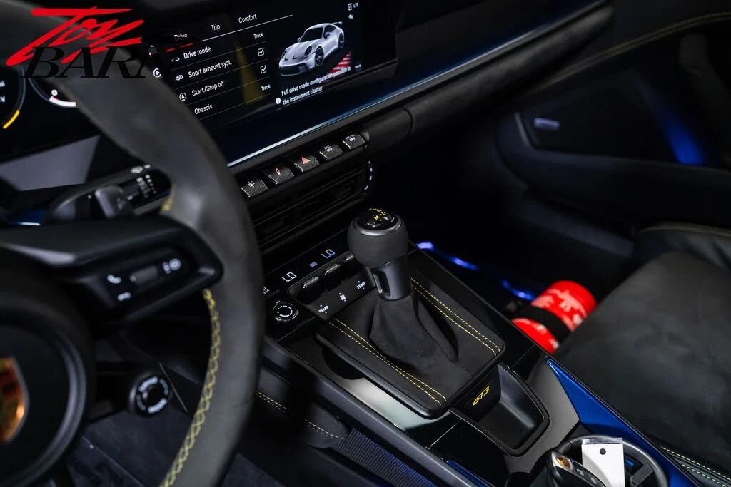 2022 Porsche 992 GT3 - Image 28 of 31