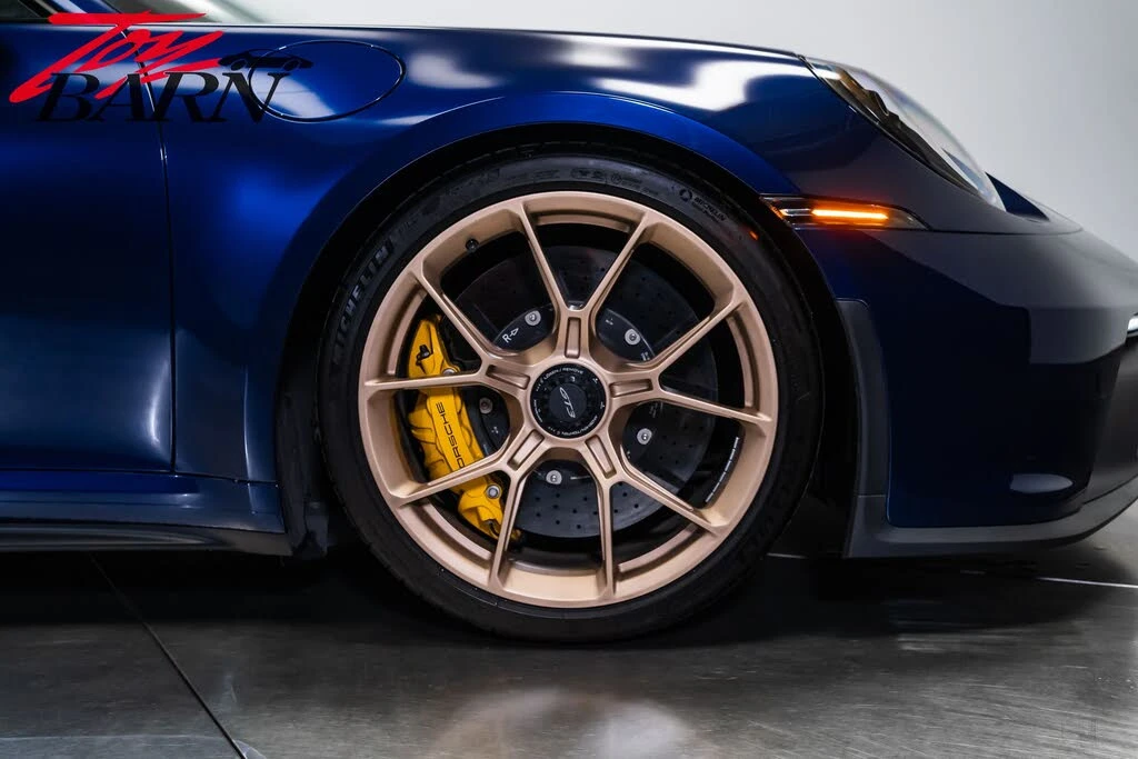 2022 Porsche 992 GT3 - Image 16 of 31