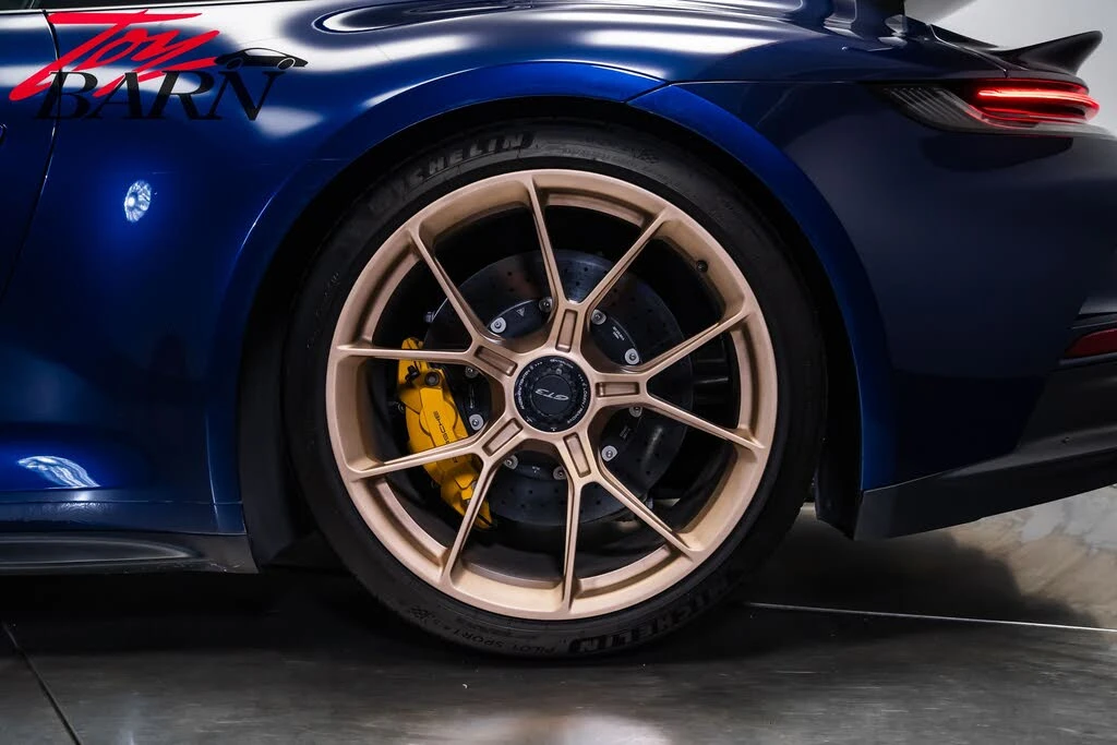 2022 Porsche 992 GT3 - Image 18 of 31