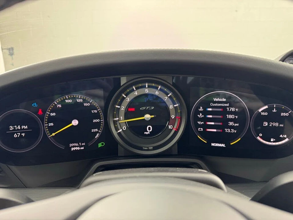 2022 Porsche 992 GT3 - Image 19 of 24