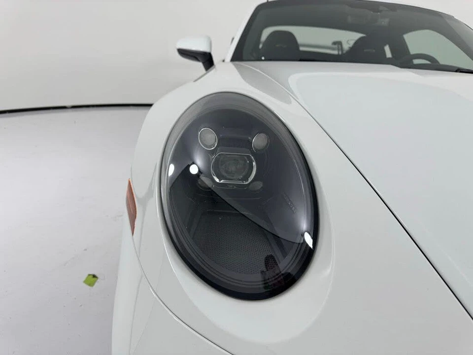 2022 Porsche 992 GT3 - Image 15 of 24