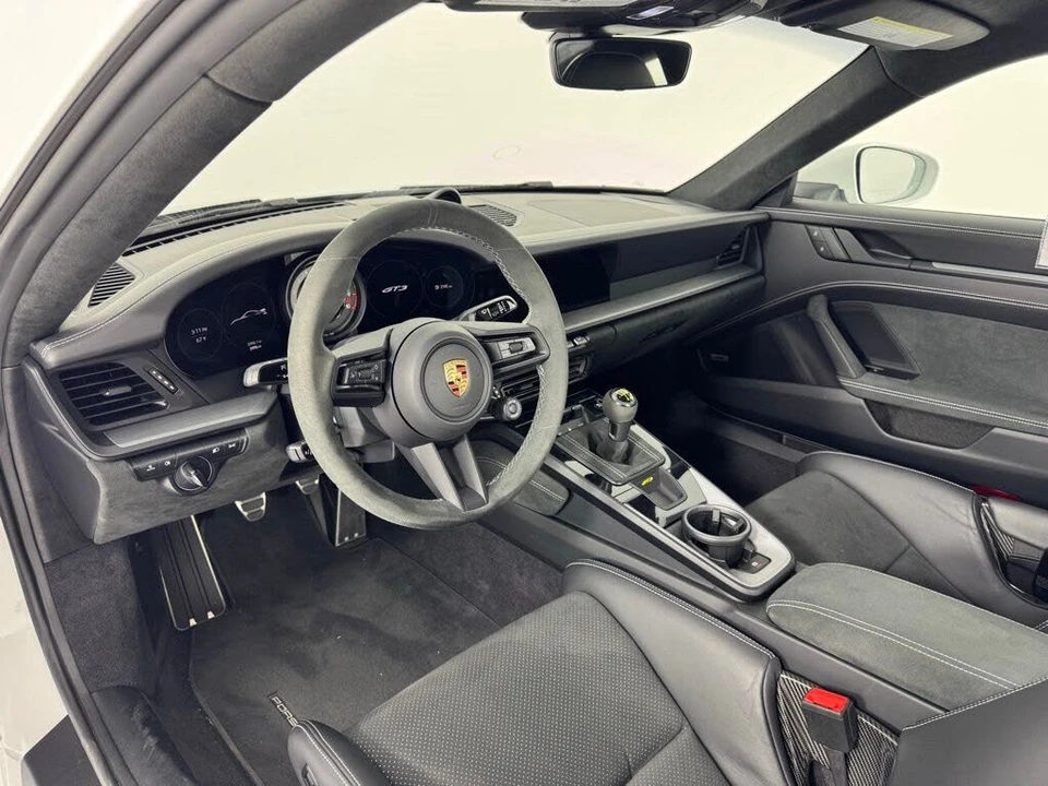 2022 Porsche 992 GT3 - Image 4 of 24