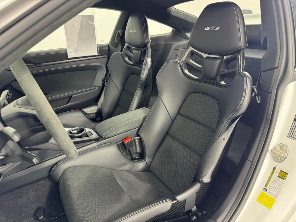2022 Porsche 992 GT3 - Image 5 of 24