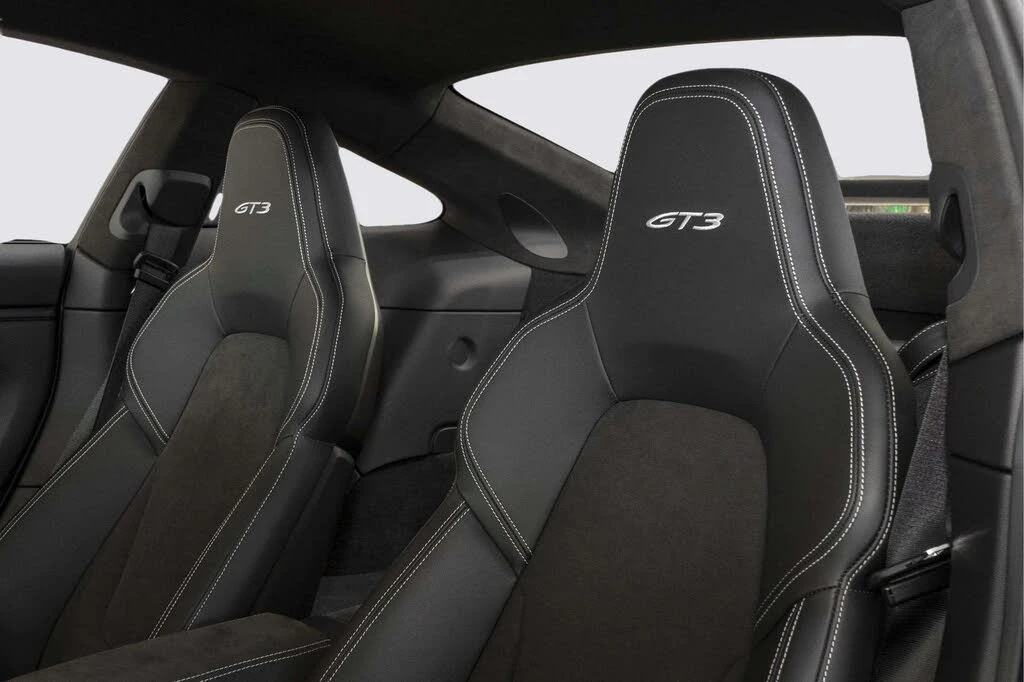 2022 Porsche 992 GT3 - Image 15 of 31