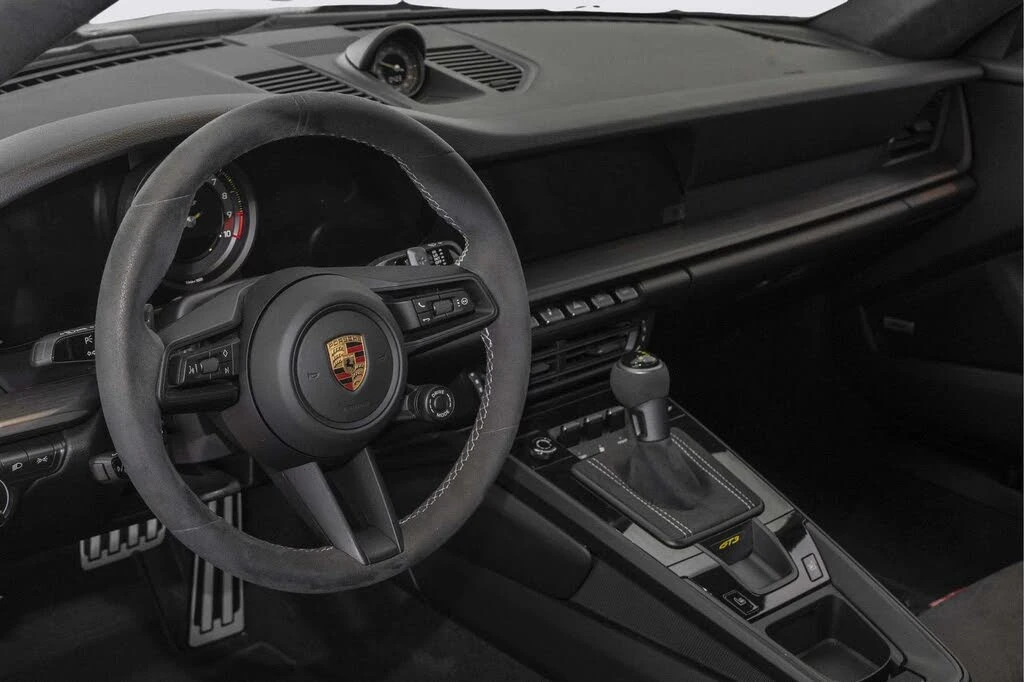 2022 Porsche 992 GT3 - Image 26 of 31