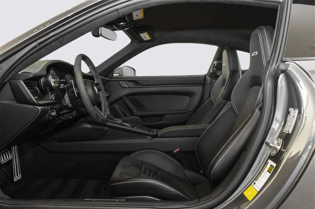 2022 Porsche 992 GT3 - Image 11 of 31