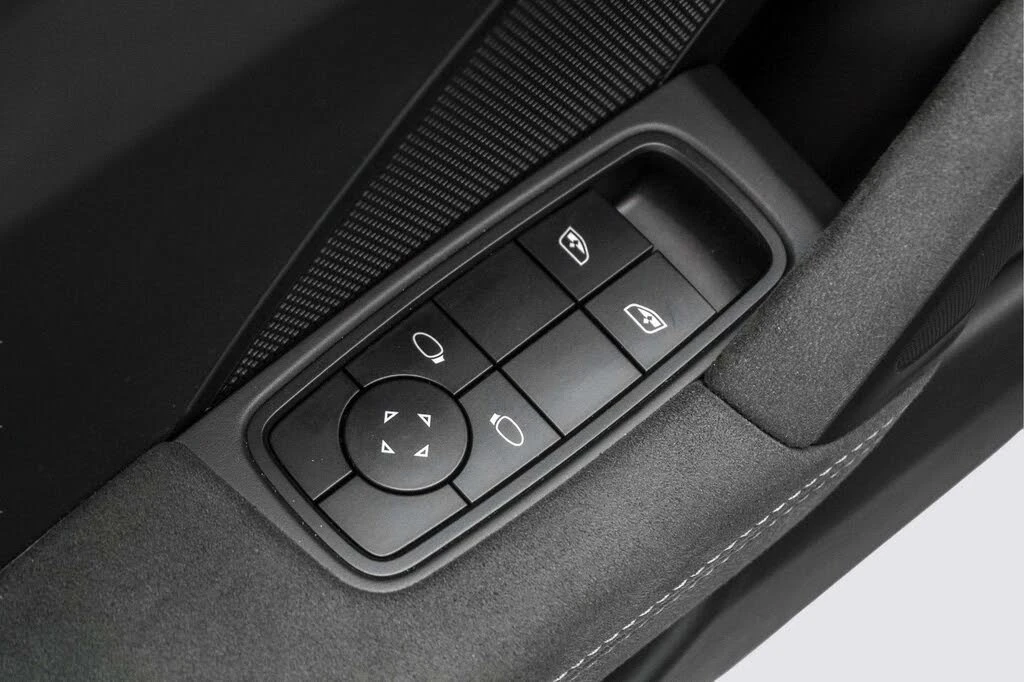 2022 Porsche 992 GT3 - Image 22 of 31