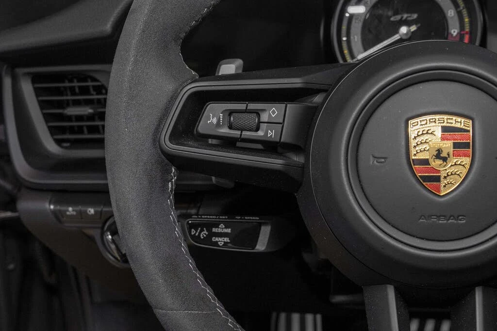 2022 Porsche 992 GT3 - Image 29 of 31