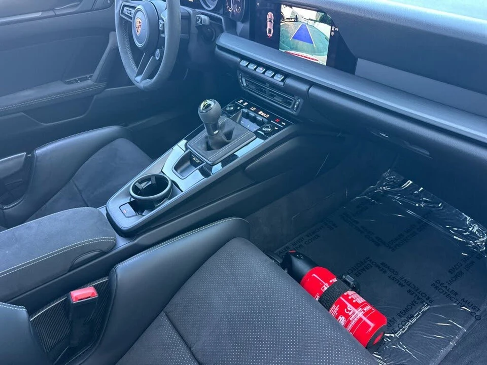2022 Porsche 992 GT3 - Image 12 of 27