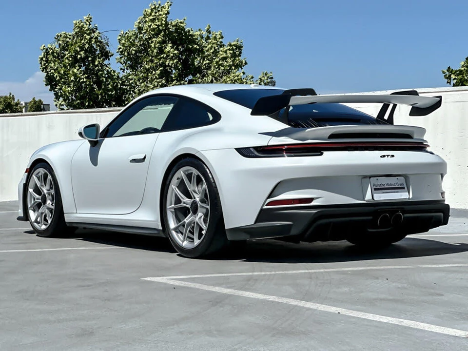 2022 Porsche 992 GT3 - Image 3 of 27