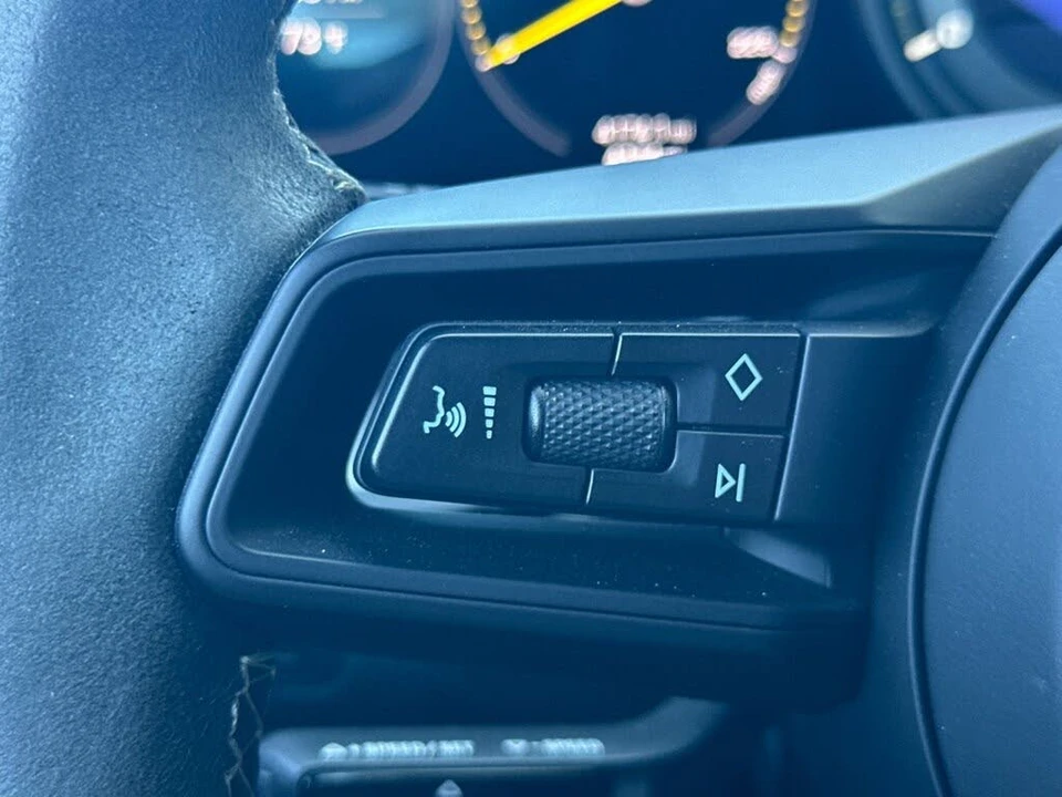 2022 Porsche 992 GT3 - Image 25 of 27