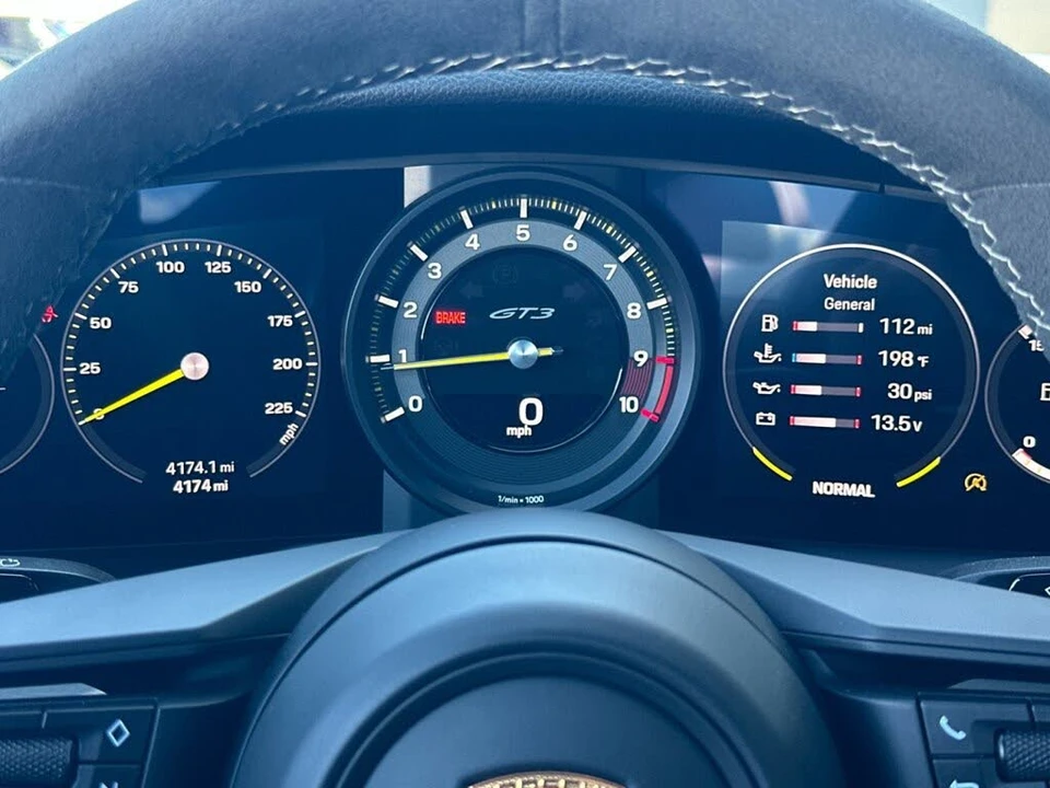 2022 Porsche 992 GT3 - Image 20 of 27