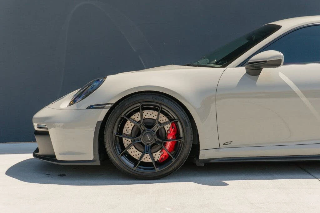 2022 Porsche 992 GT3 - Image 15 of 31