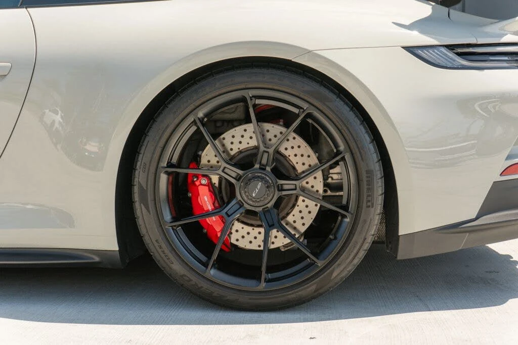 2022 Porsche 992 GT3 - Image 19 of 31