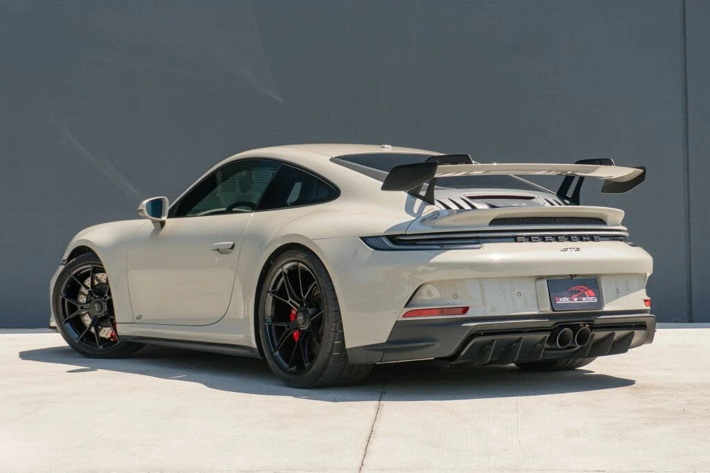 2022 Porsche 992 GT3 - Image 9 of 31