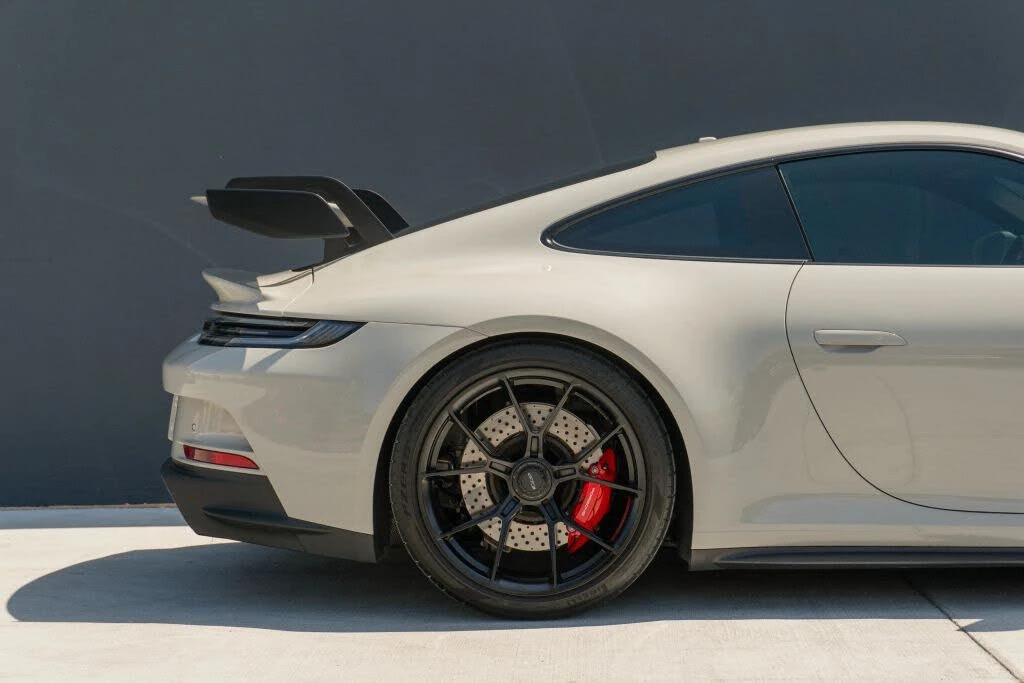 2022 Porsche 992 GT3 - Image 30 of 31