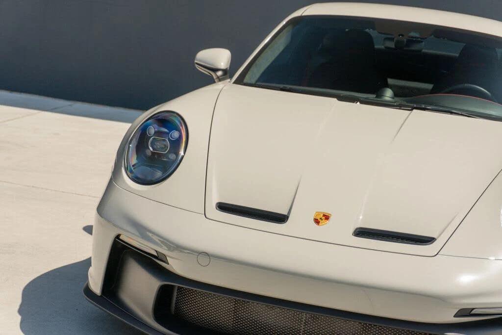 2022 Porsche 992 GT3 - Image 26 of 31