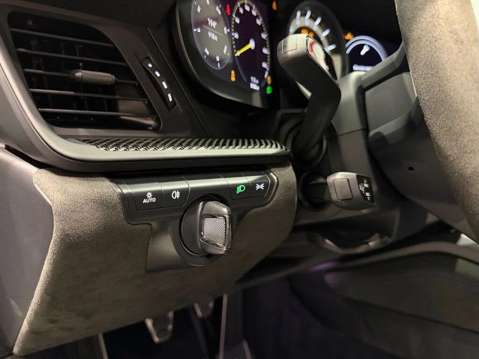 2022 Porsche 992 GT3 - Image 24 of 31