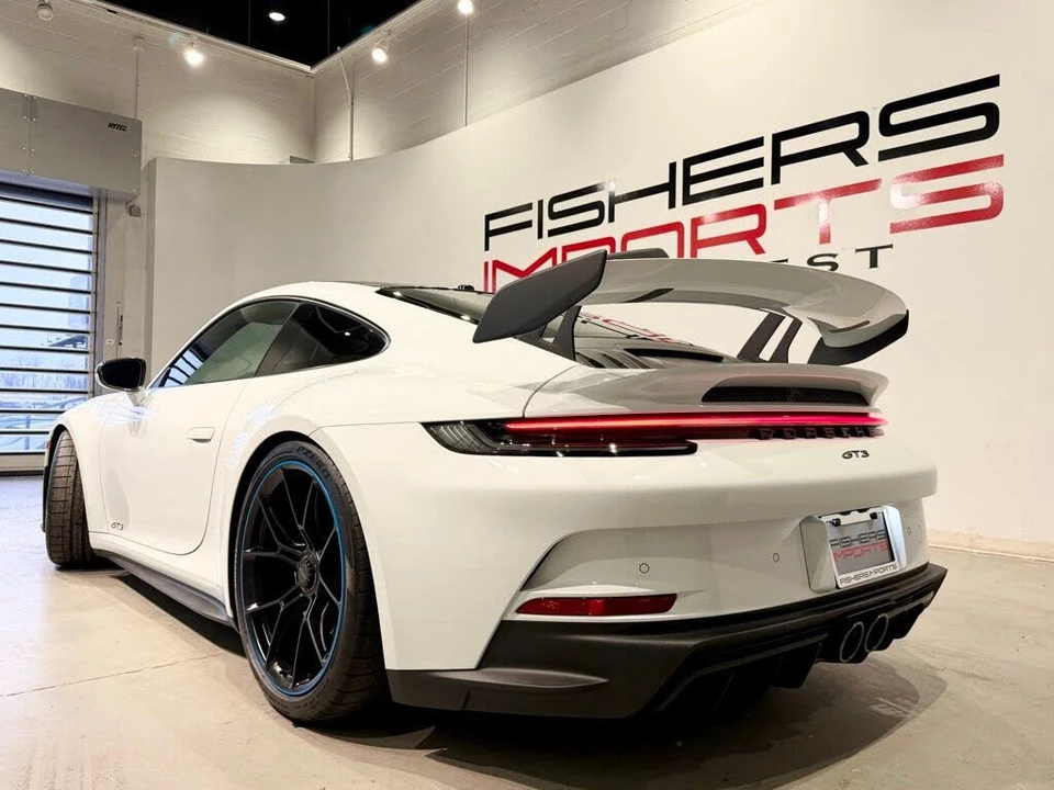 2022 Porsche 992 GT3 - Image 14 of 31