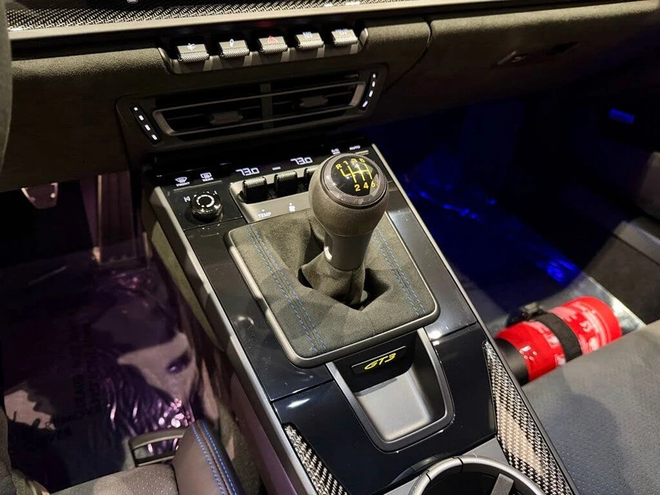 2022 Porsche 992 GT3 - Image 26 of 31