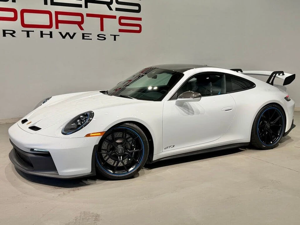 2022 Porsche 992 GT3 - Image 2 of 31